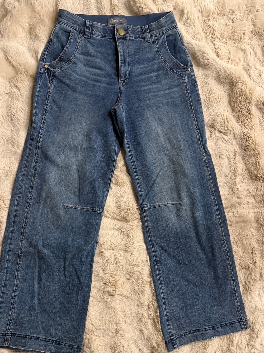 Democracy Women's Straight-Leg Jeans in Medium Blue